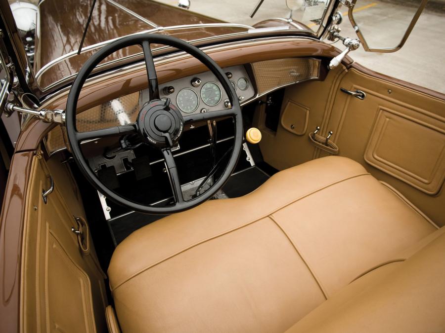  Cadillac Series 452 V16 Roadster by Fleetwood 1930 года  (фото 3 из 17)